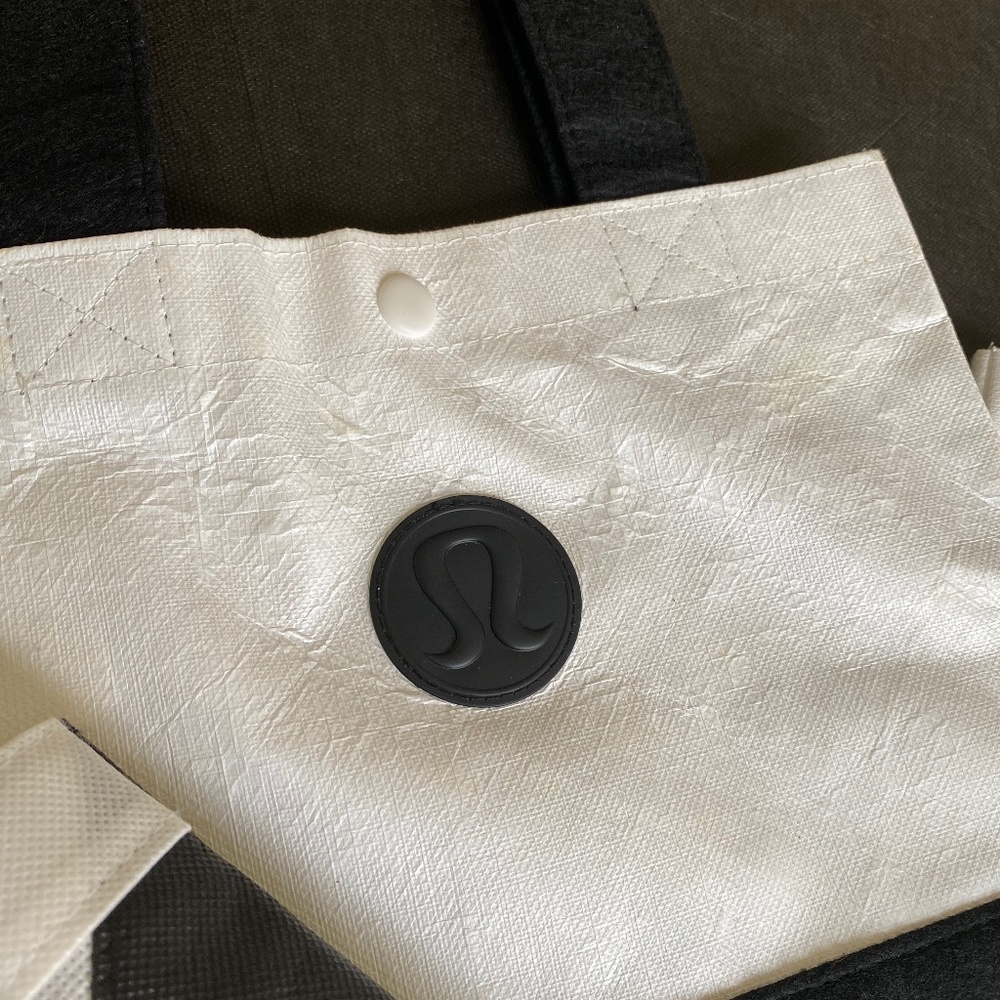 lululemon Reusable Tote bags - Picture 4 of 7